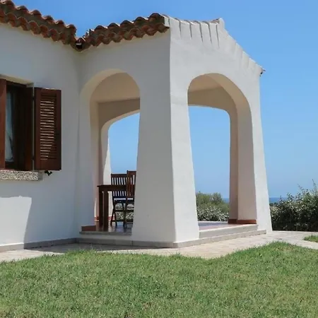 Nette In Budoni Mit Gemeinschaftlichem Pool, Grill Und Terrasse Und Meerblick Tanaunella